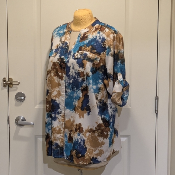 EUC Calvin Klein 3X Turquoise Brown and White Patterned Roll-Up Sleeve Blouse - Picture 10 of 11